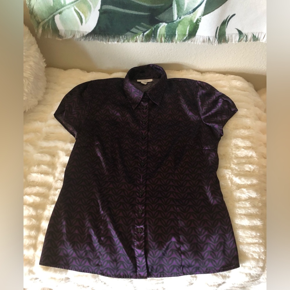 Plum Flutter Cap Sleeve Top Medium Purple Black Design Shell Button Down Blouse